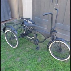 Schwinn Stingray 3 Wheeler 20" Low rider bike $500 O.B.Owa