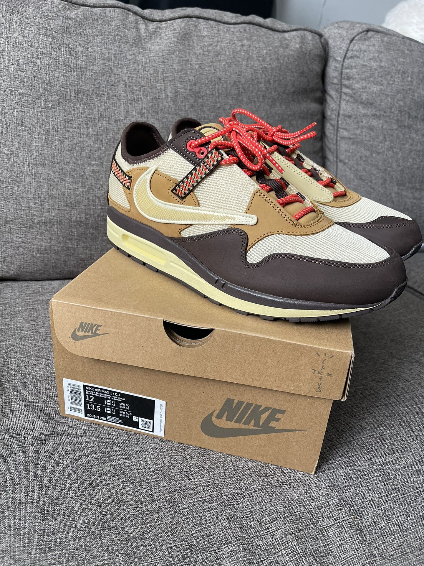 Travis Scoot Size 12