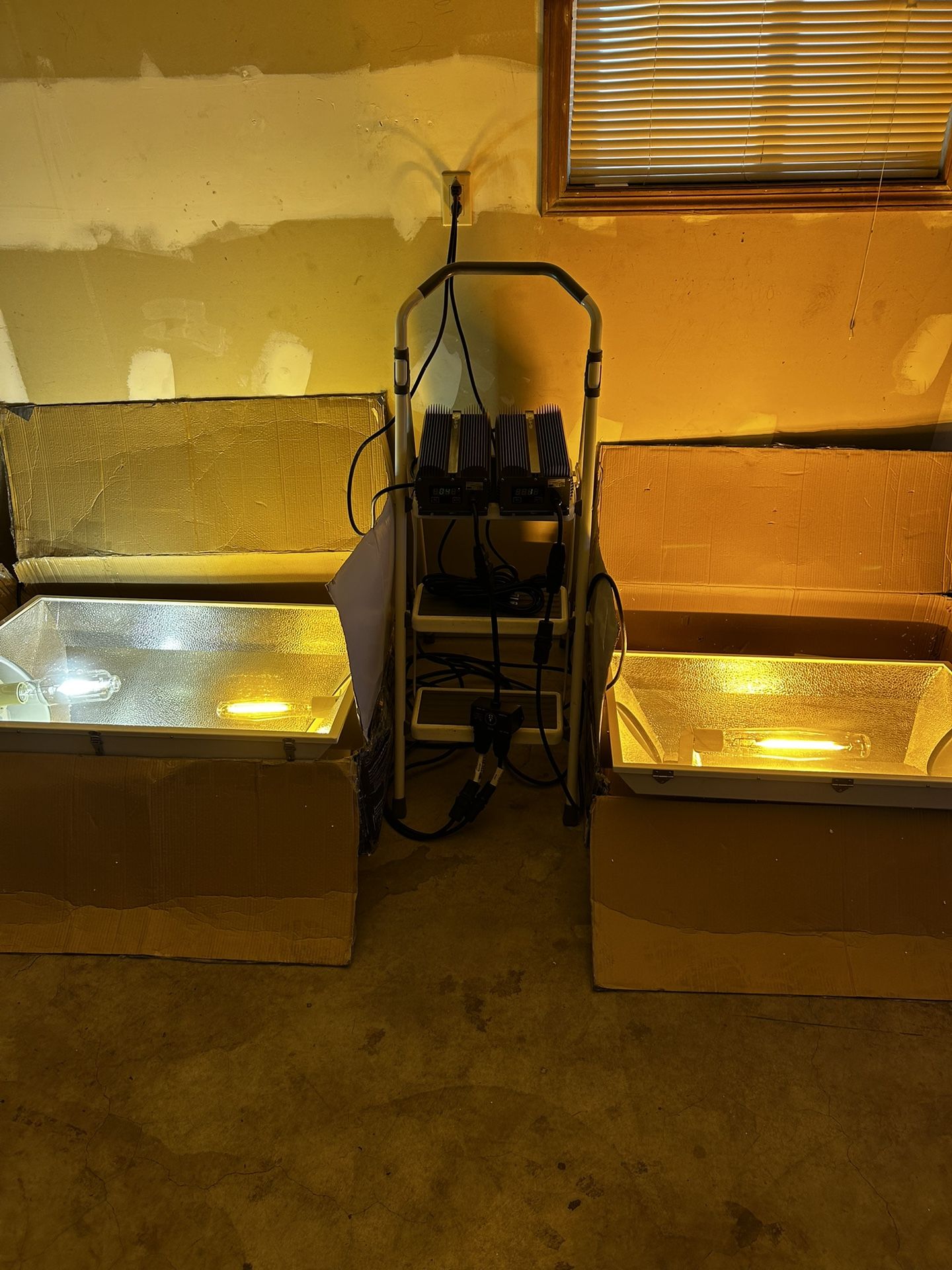 Solis-Tek Matrix Digital STD1000LCD Ballasts