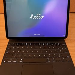 Apple iPad Pro 11 64gb WiFi 1st Gen Space Gray w/ Magic Keyboard + Pencil