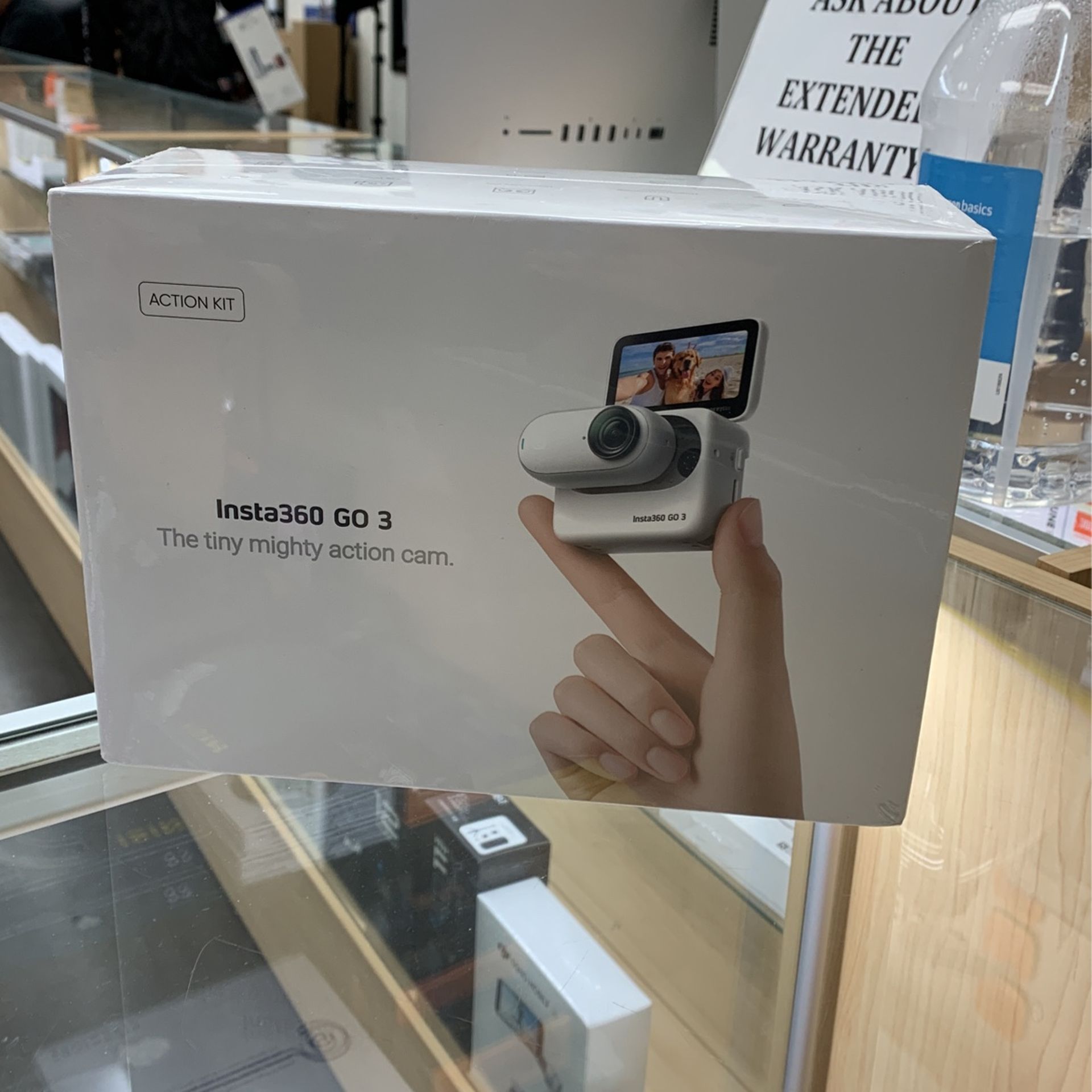 Insta360 Go3 Action Camera Sport Kit 64GB