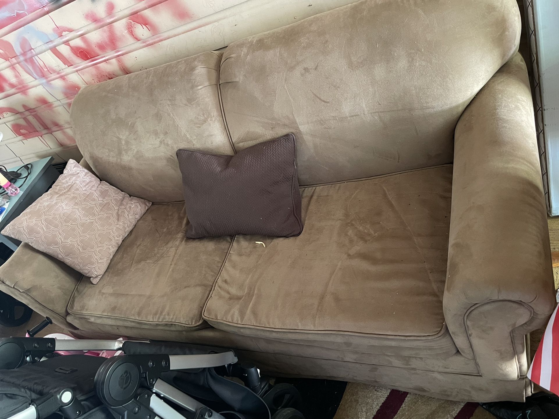 Sleeper Sofa/Couch
