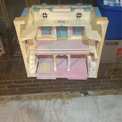 Doll House And A Tote Full Of Toys 