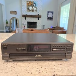 Vintage Technics SL-PD887 MASH 5 Disc Changer System CD Player NO REMOTE