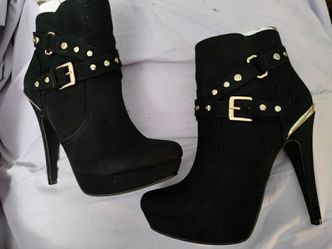 GUESS Boots