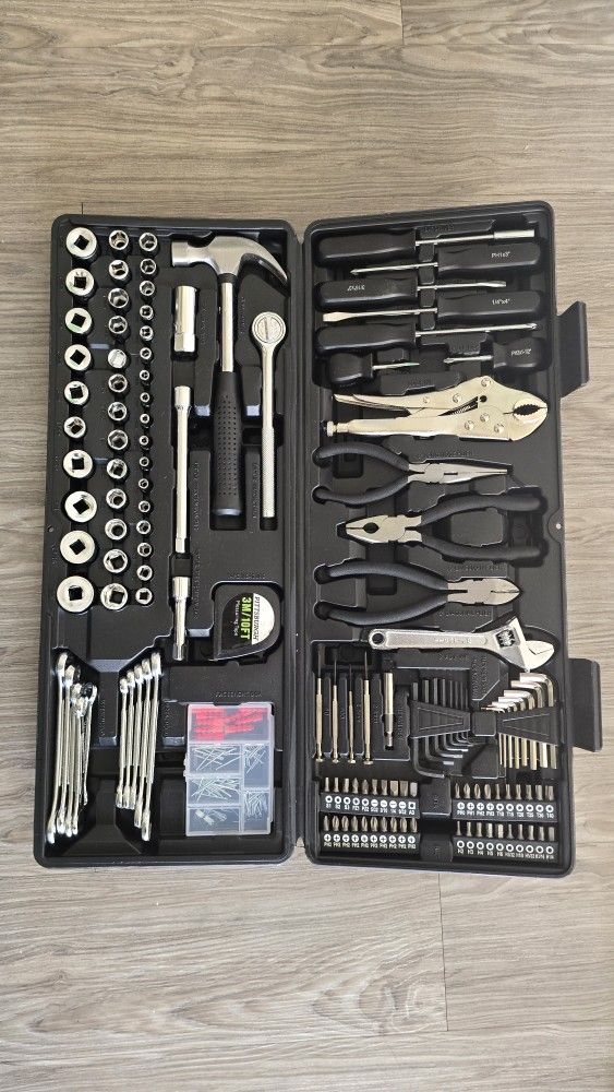 PITTSBURGH Tool Set with Case, 130 Piece