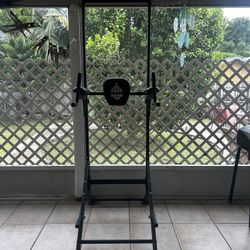 Pull Up Tower