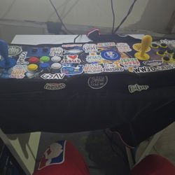 Vendo Consola De Juegos Clasicos Mas 5 Mil Juegos 