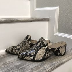 Free Faux Snake Skin Heels 