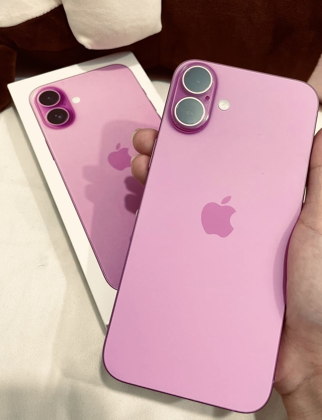 Barbie Pink iPhone 16 Plus