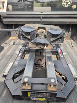 SuperGlide 5th Wheel Hitch