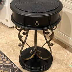 🏰 FOR SALE: A Table So Fancy It Makes the Rest of Your Furniture Feel Inadequate