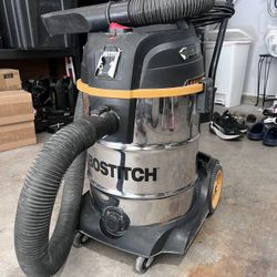Bostitch vacuum Wet/Dry 10 Gallon