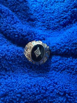 Nugget style gold ring
