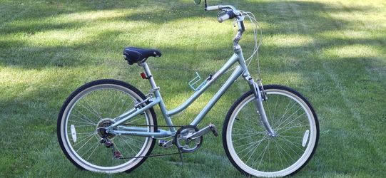 GIANT SUEDE CRUISER - SMALL FRAME - STEP THROUGH BIKE - TUNED 