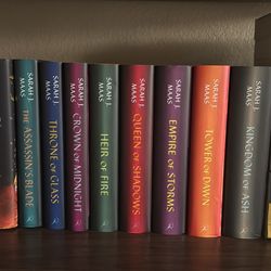 NEW Hardcover Throne Of Glass Full Set