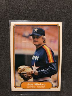 Joe Niekro 1982 Fleer baseball card