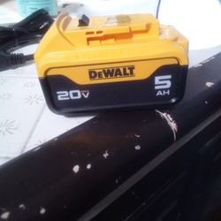 DeWalt Battery Charger &1)20v+5ah.20 Volt 2 Ah Batterys 