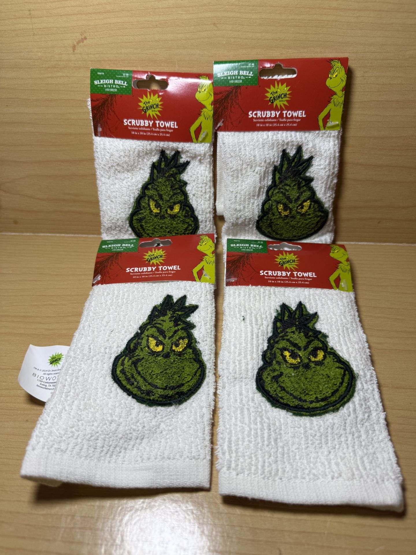 THE GRINCH SCRUBBY 🧽 TOWEL 