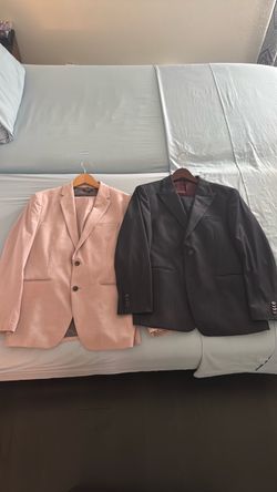 Suits 2 Sets / Perry Ellis