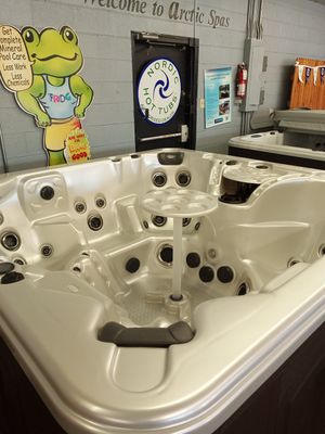 Arctic Spas Tundra Refurb For In Colorado Springs Co Offerup Clearwater Tradition 8 By Super Nice For In Colorado Springs Co