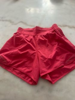 Shorts lululemon size 2