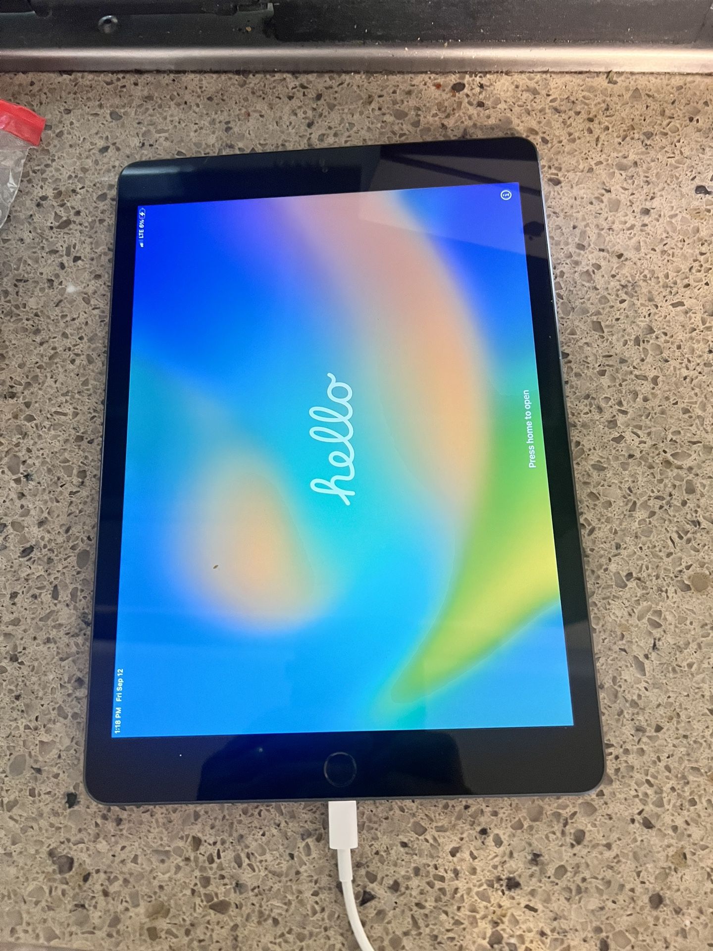 Used   iPad 7thGeneration