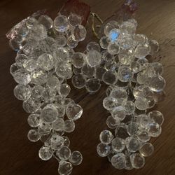 Pair Of Vintage Acrylic Lucite Faceted Grapes Cluster Clear Crackled 7” Long