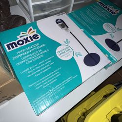 Moxie hand sanitizer stand  (new) (Read ad before messaging) 
