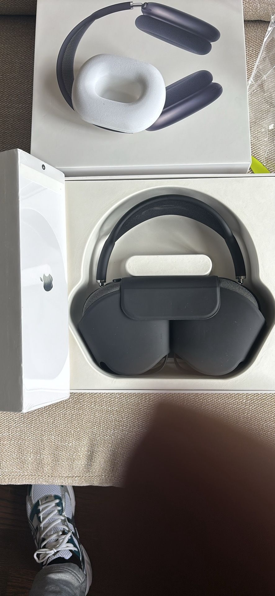 AirPod Maxes