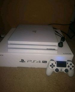 Ps4 pro white NEED GONE ASAP !