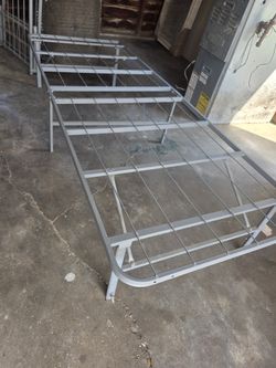 2 Foldable Twin Bed Frame