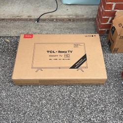 TCL Roku 32inch Tv