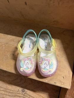 Size 8 Toddler Sandals, Very Good Condition, $6