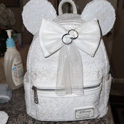 Minnie Mouse Wedding Sequin loungefly 