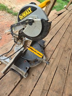 Dewalt miter saw