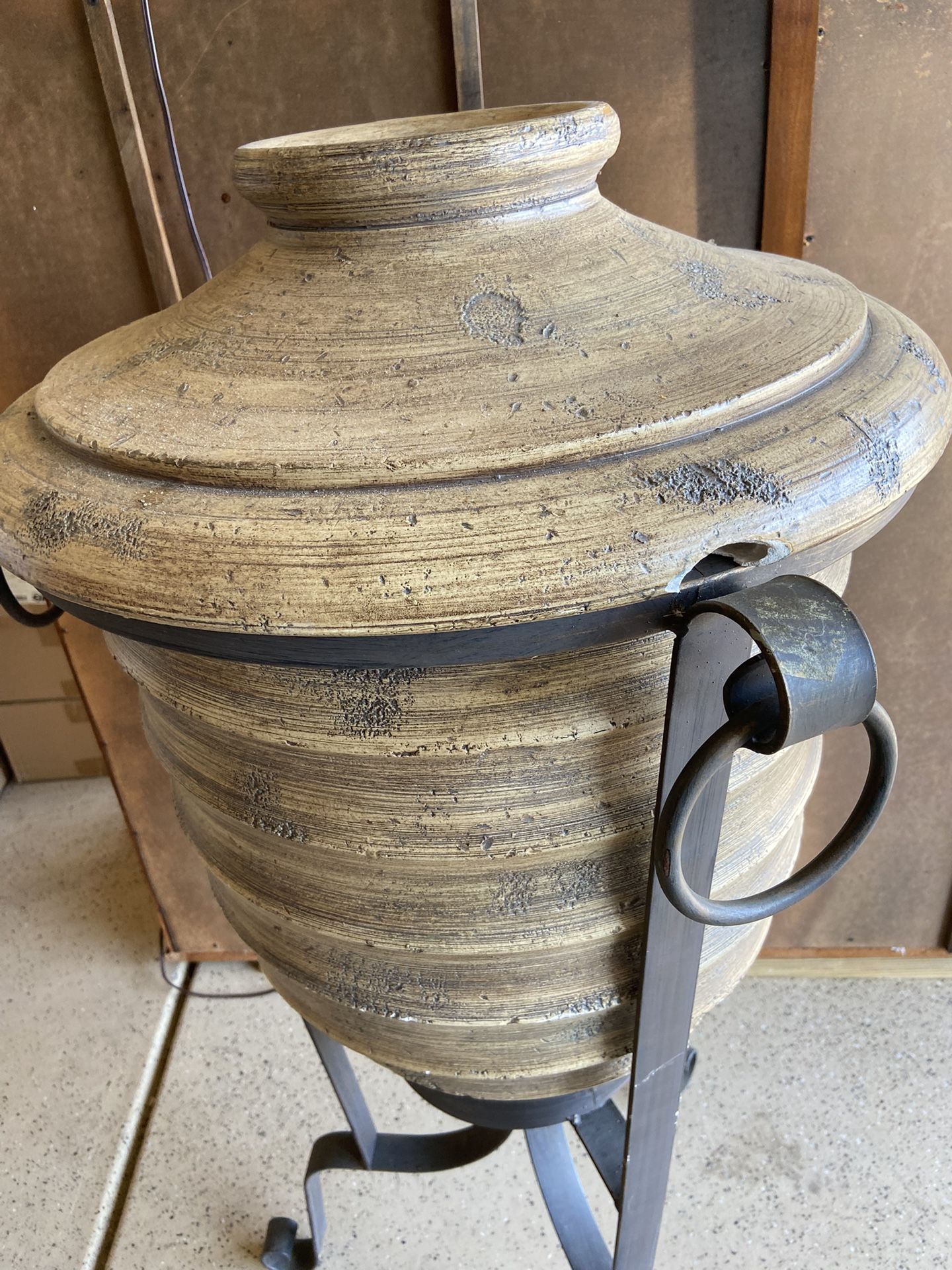 Urn