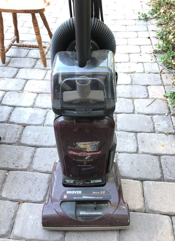 Hoover Vacuum Mach 3.8 Wind Tunnel needs belt for Sale in Royal Palm ...