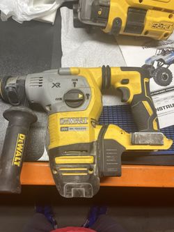 Dewalt Rotary Hammer Drill. With Hepa Vacuum