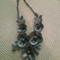 New flower Necklace.