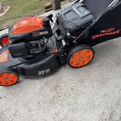 Brand New Yardmax Hi WheelSelf Propelled Mower 201cc Engine With 22” Cutting Deck, Bag, Side Chute.