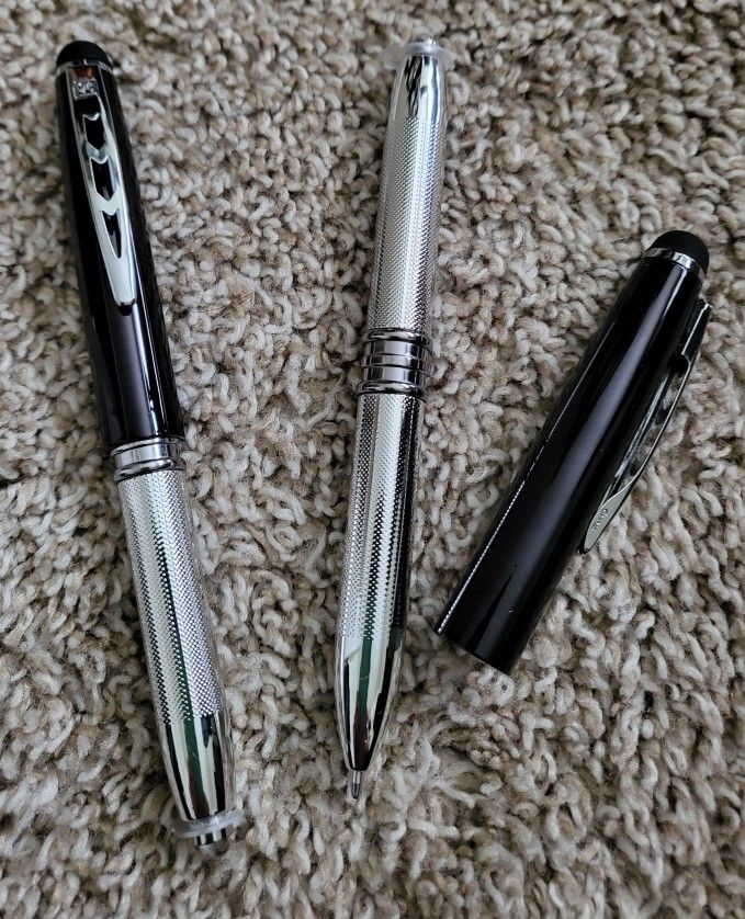 Miracle Creation Pen - 3 in 1 - Ballpoint, Stylus and Flashlight 