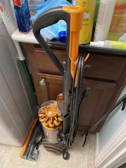 Dyson upright