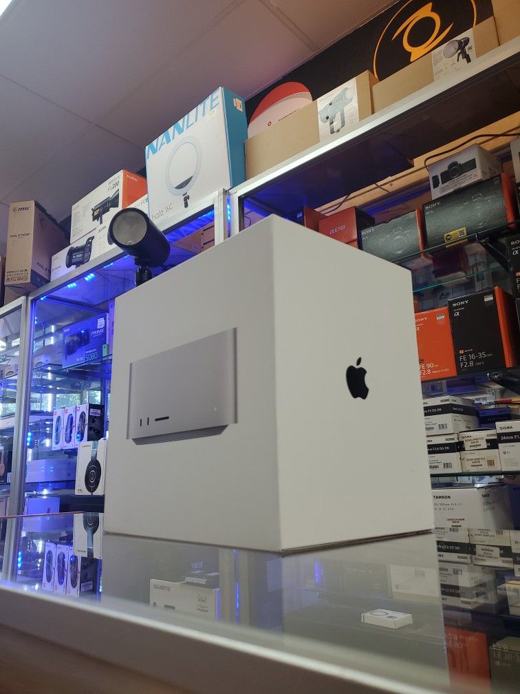 Apple Mac Studio M4 Max 128GB RAM 1TB SSD