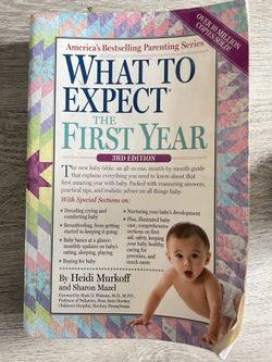 Baby Book “what To Expect The First Year “