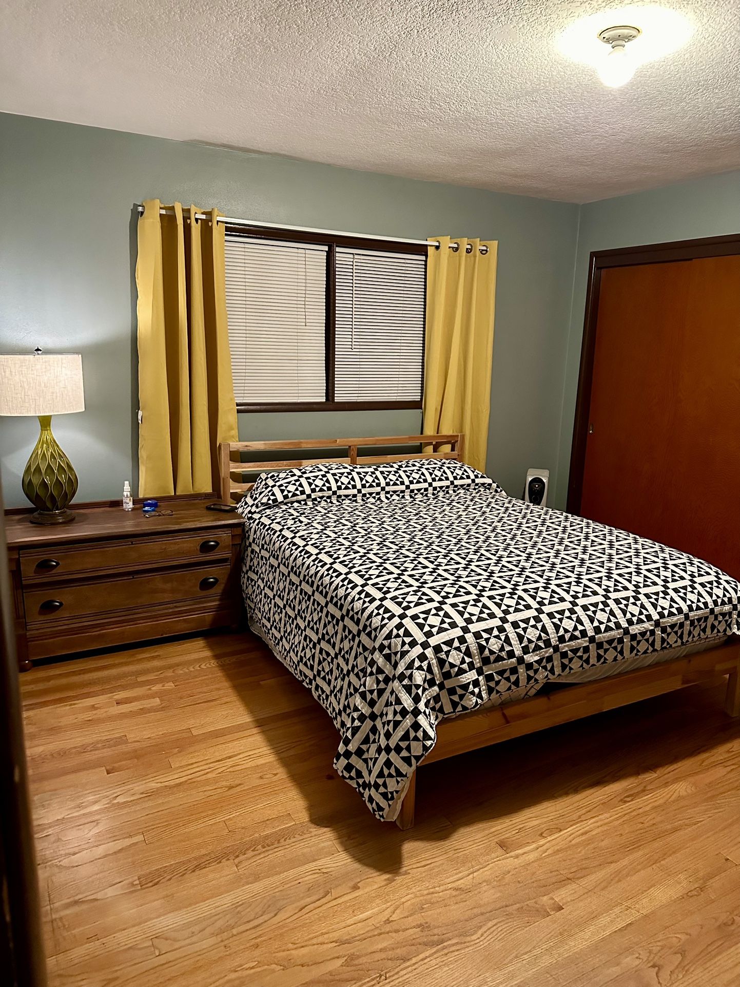  Vintage Refinished Dresser / Nightstand 