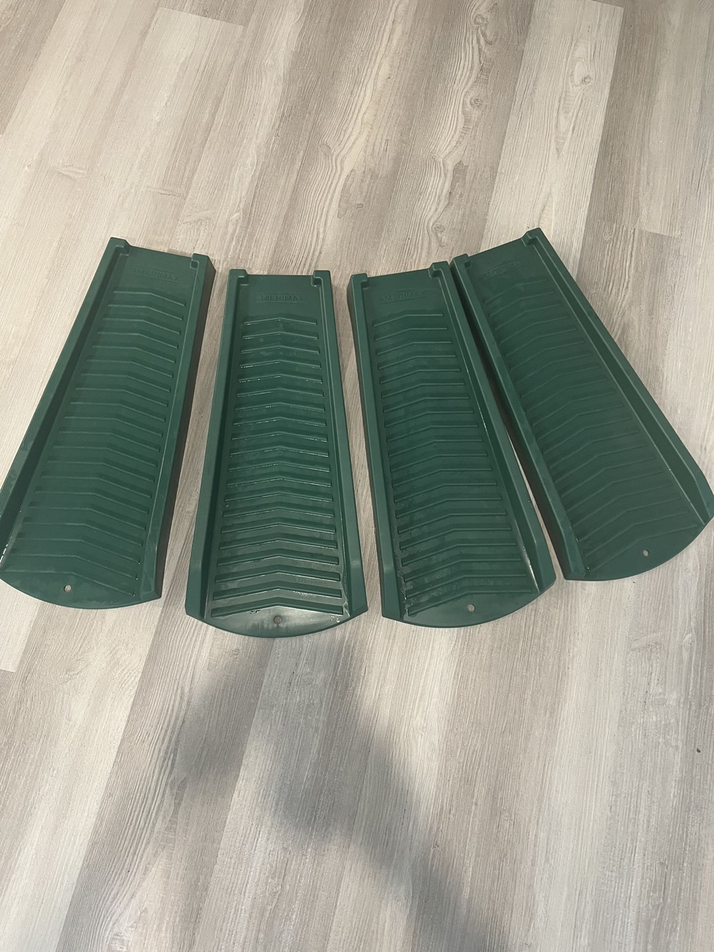 24 in. Green Vinyl Splash Block