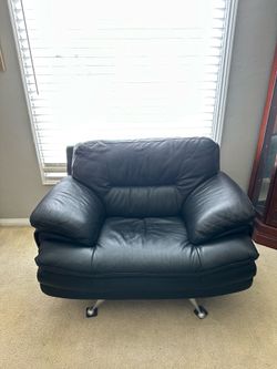Black Leather single sitter