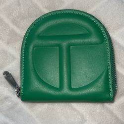 Telfar Wallet Greenscreen 