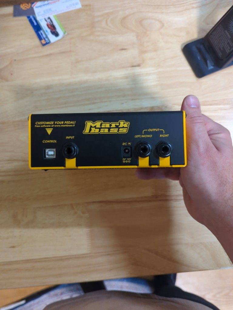 Markbass Super Synth Pedal – Pro-Level Bass Synth
